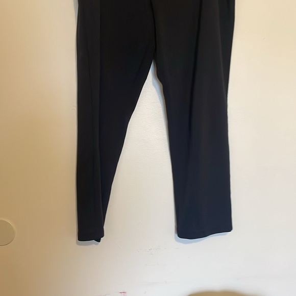 Avenue | Black Petite High Rise Leggings - Picture 4 of 5